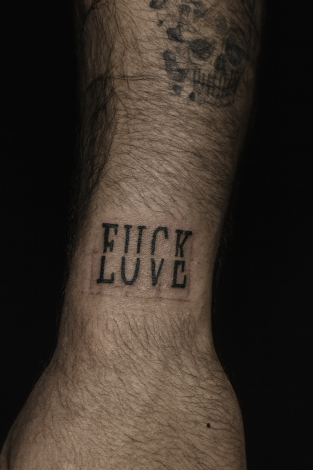 Lettrage Fuck Love